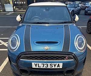 Car licence plate & damaged car images (europe)
